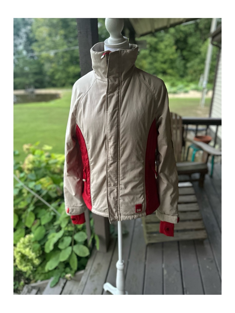 Vintage American Eagle Ae77 Beige and Red Performance Ski Jacket Size Small